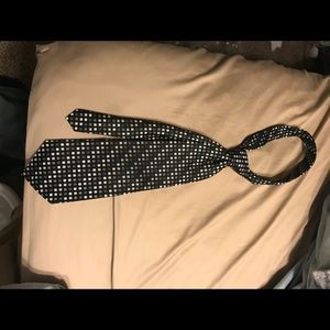 Dress tie